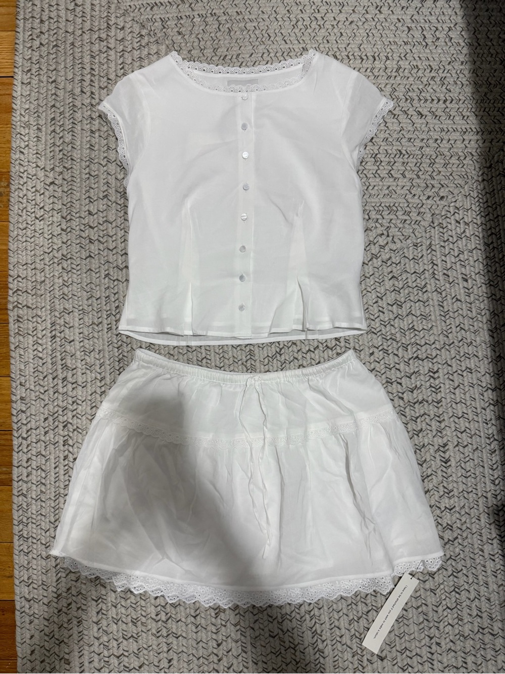 NWT Reformation Valetta Two Piece Set in White. MSRP $278. - Picture 5 of 12